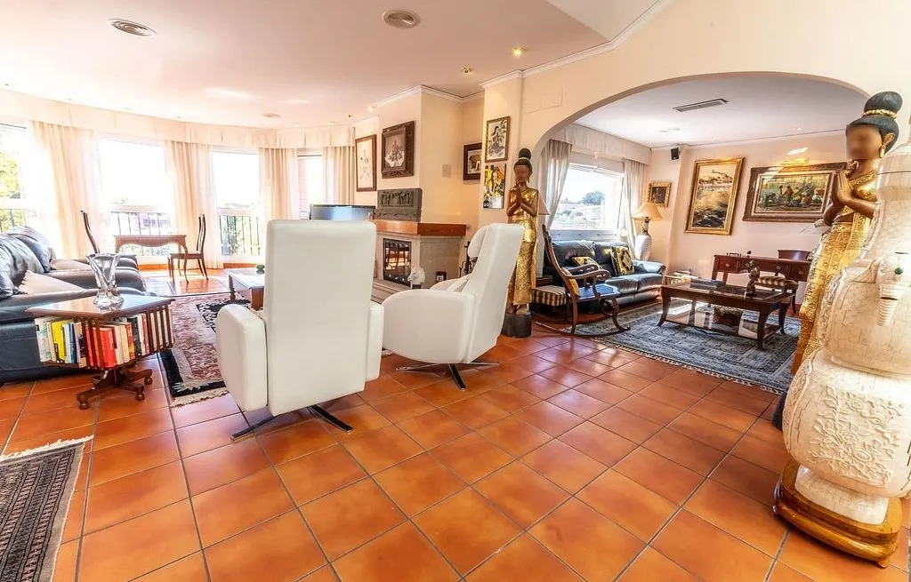 Elutuba - Luxury Chalet with Pool in Alginet