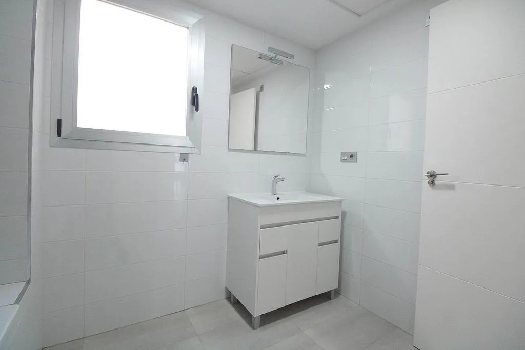 Vannitoad - Modern Flat with Lift in Carolinas Bajas