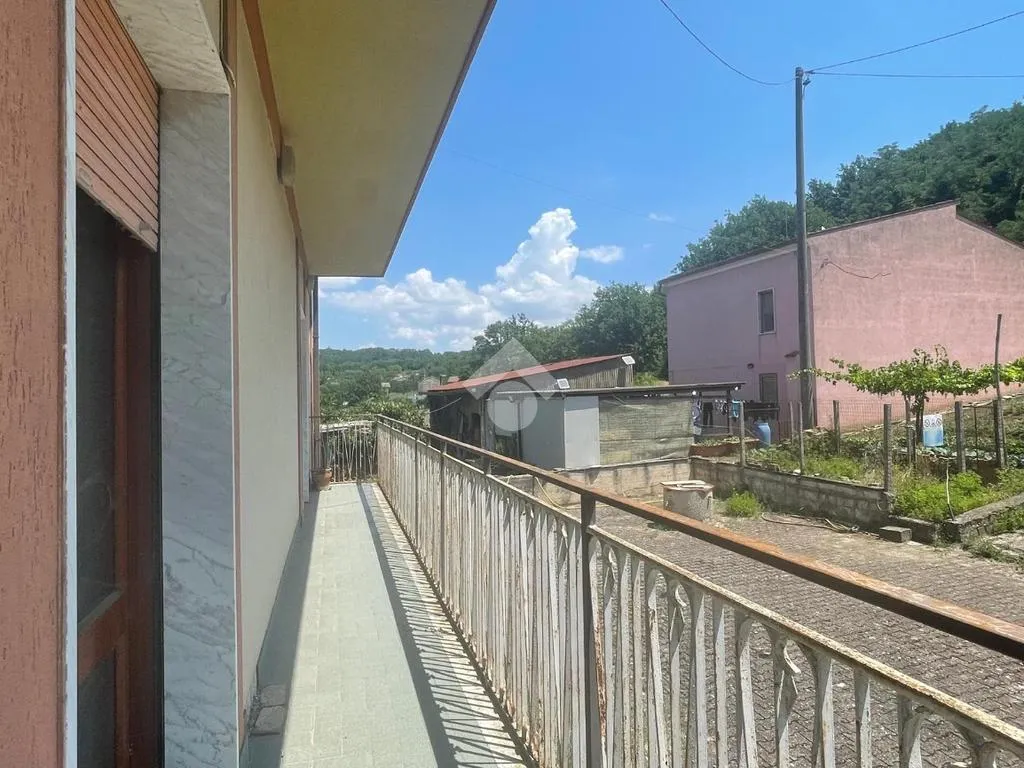 Rõdu - Spacious 5-Room Apartment with Garden in Motta Valle