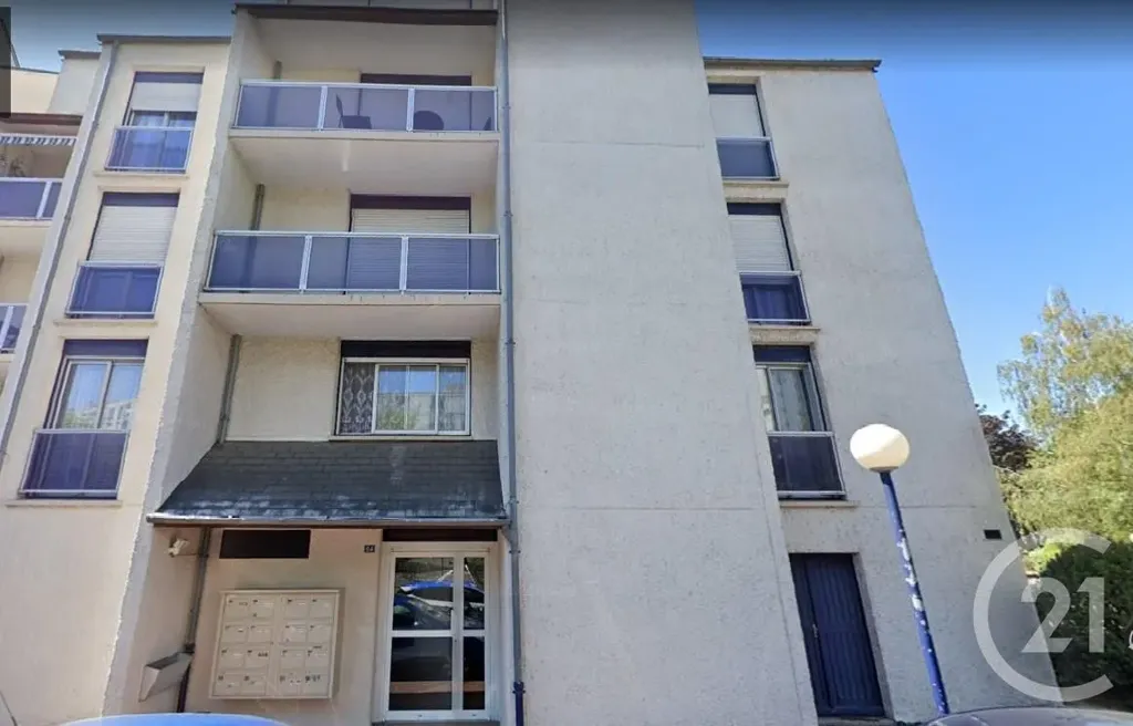 Extérieur - Appartement F4 avec Balcon et Parking à Olivet
