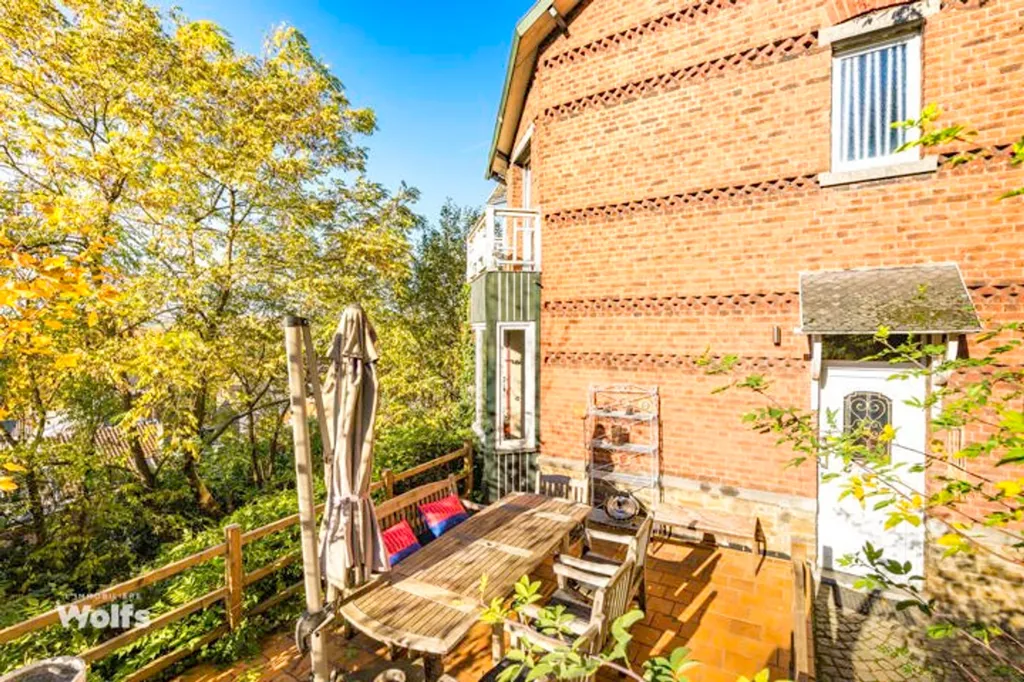 Terrasse - Maison de Caractère avec Terrasses à Visé