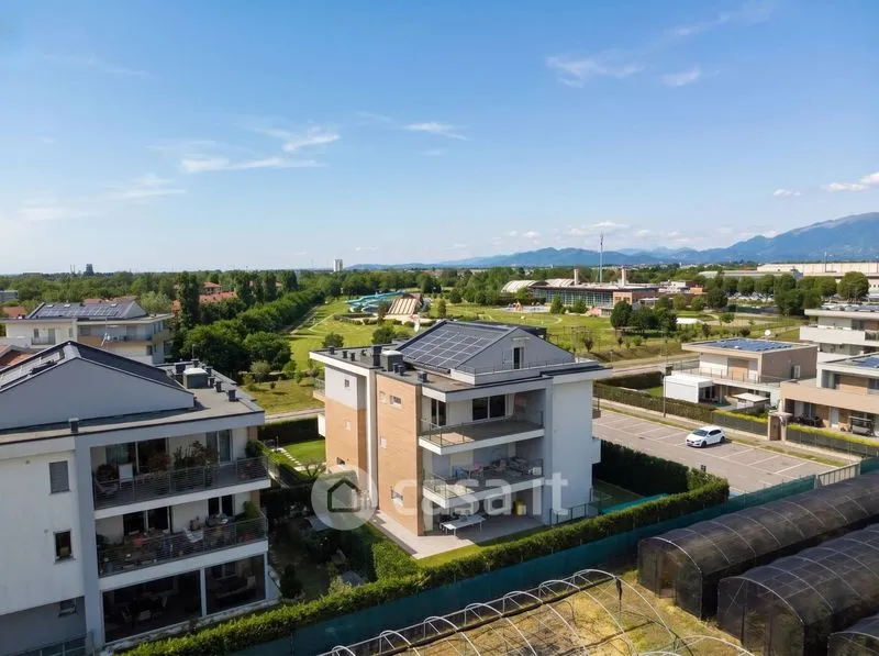 Vue aérienne - Duplex Attico with Panoramic Terrace in Stezzano