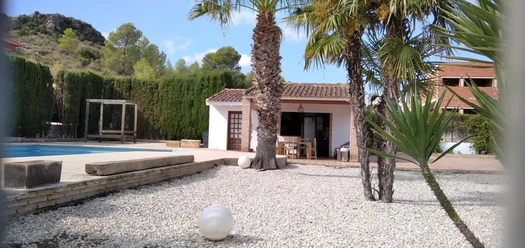 Piscina - Luxury House with Pool in Calasparra