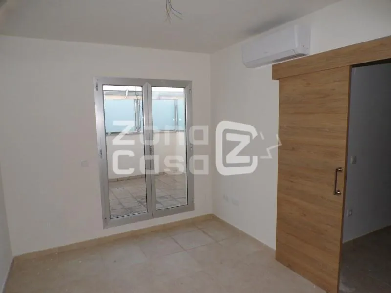 Pièces - New Duplex with Terrace in La Pobla Llarga