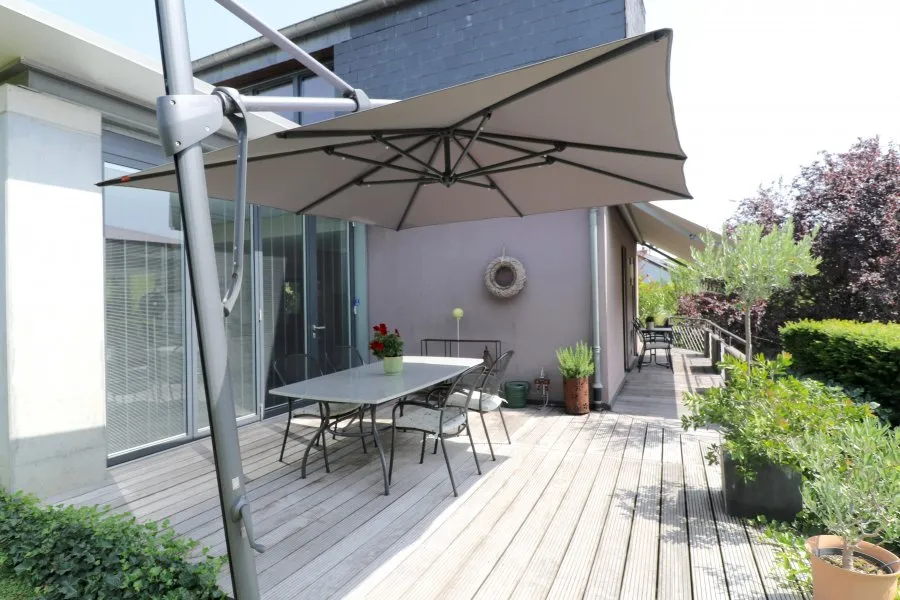 Terrace - Architectural House with Vineyard View in Wellenstein