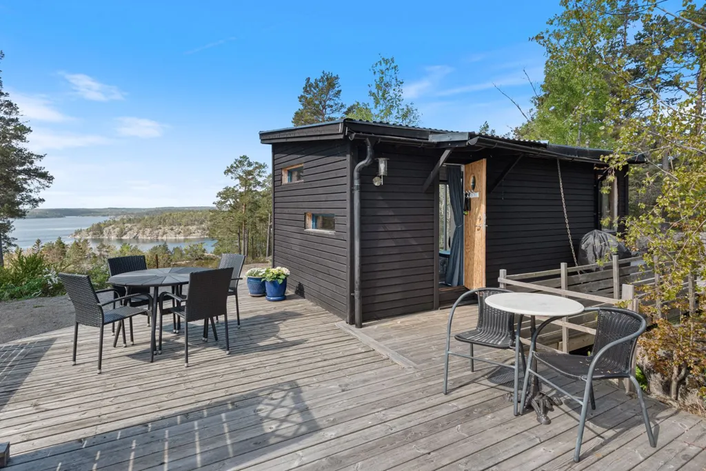 Terrace - Seaside Villa with Sauna & Pool near Ingaröfjärden