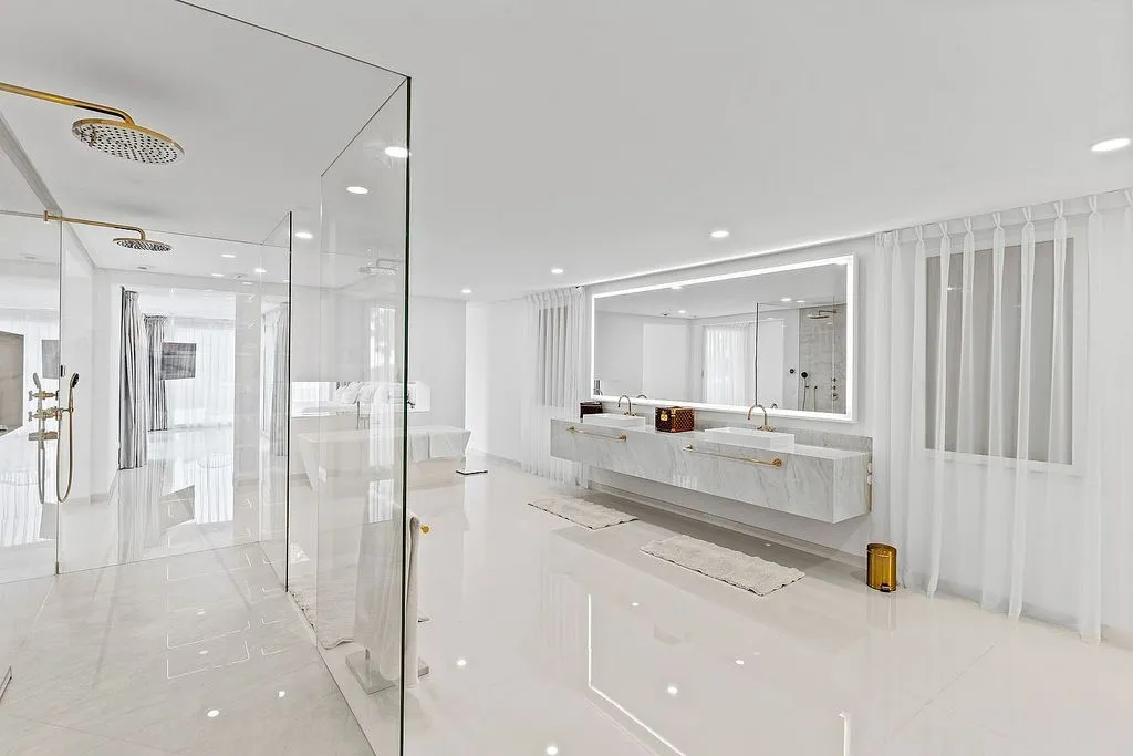 Vannitoad - Neoclassical Villa with Pool in Son Vida