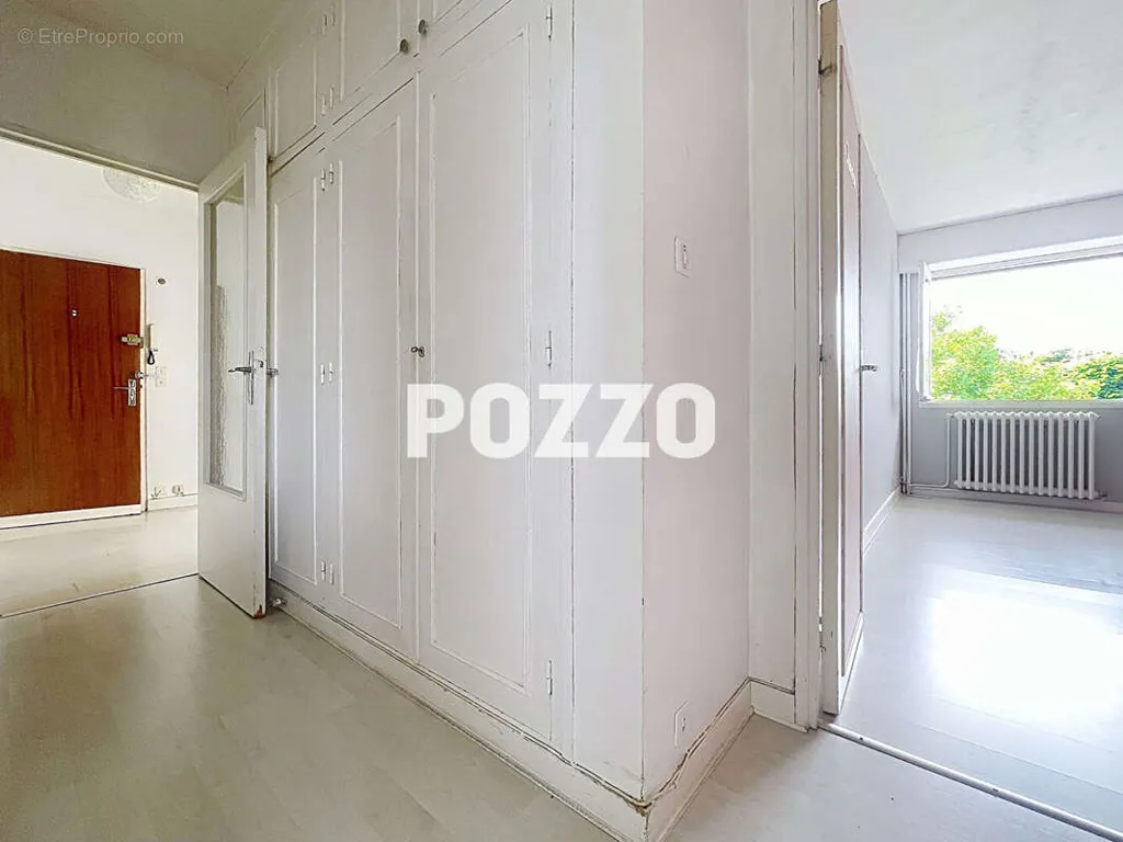 Entrée - Appartement avec Balcon à Venoix, Caen