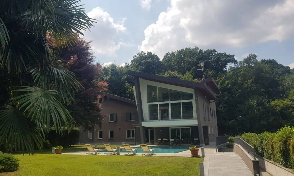 Extérieur - Contemporary Villa with Pool in Cassano Magnago