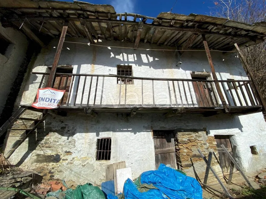 Välivaade - Rustic Baita with Monviso View in Crissolo