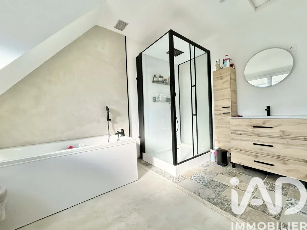 Salles de bain - Maison Mitoyenne avec Terrasse à Lumbres