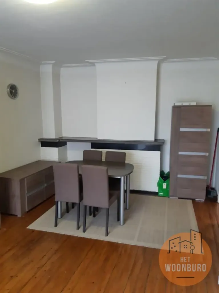 Söögituba - 2-Bedroom Apartment with Balcony in Aalst