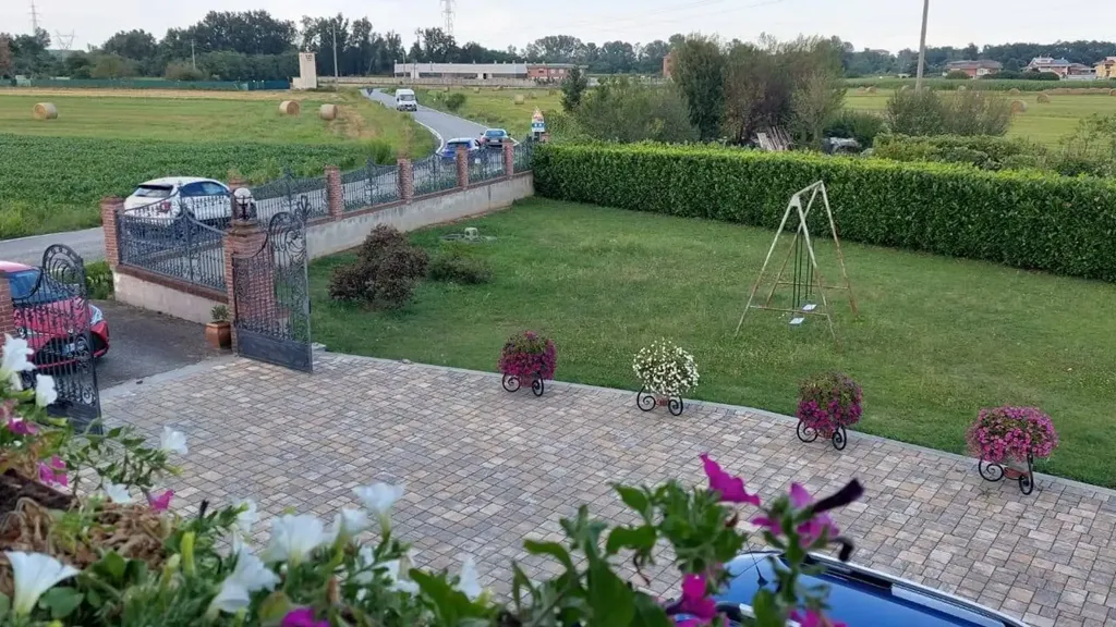Extérieur - Villa with Garden and Pool in San Benigno Canavese