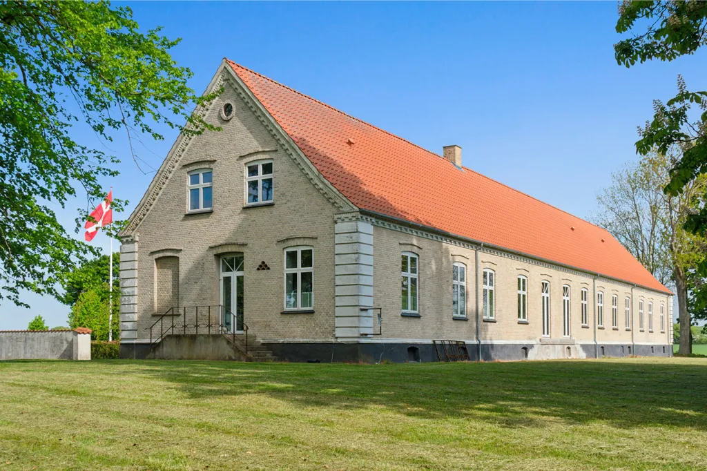 Exterior - Historic Manor with Garden in Midtsjælland