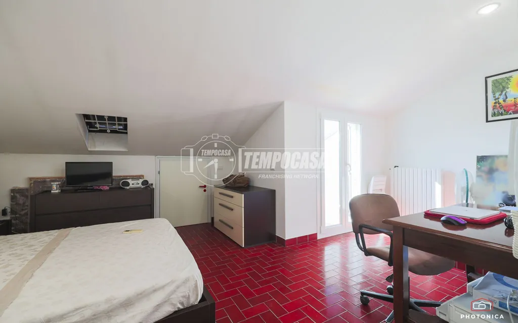 Magamistoad - Terraced Villa with Two Apartments in Cattolica