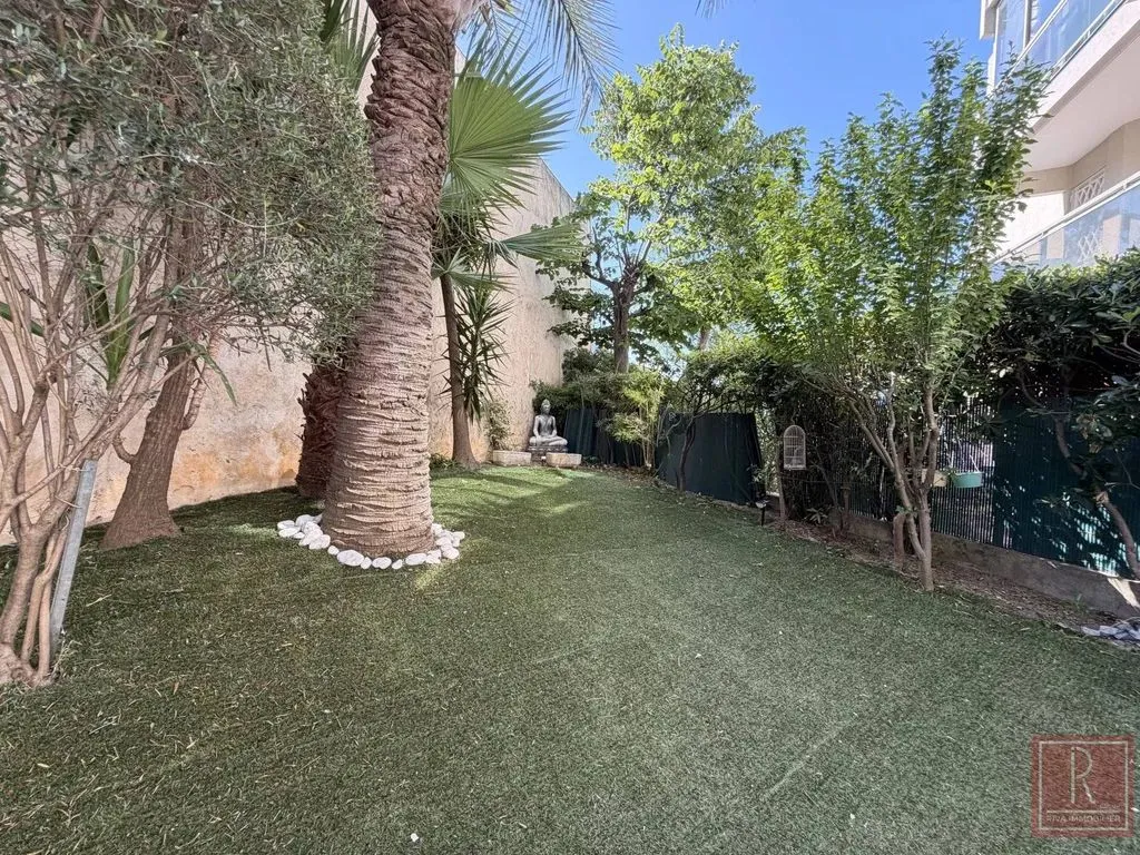 Aed - Luxury Apartment with Sea View in Cannes
