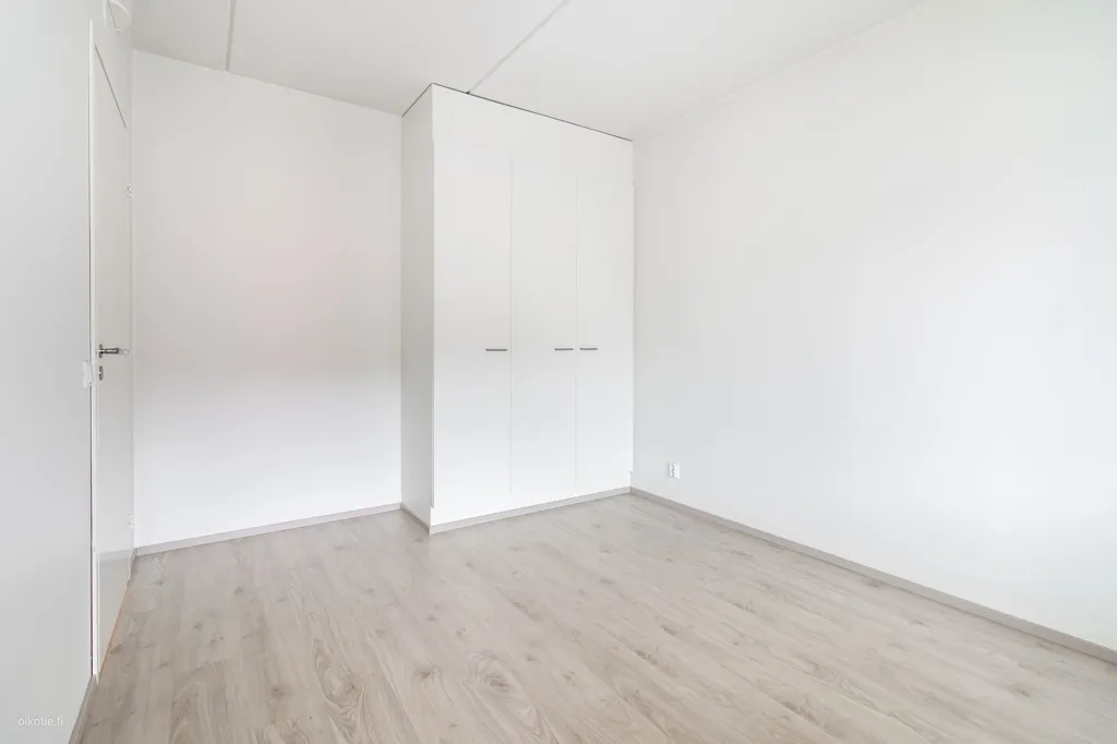 Chambres - Apartment with Balcony in Vantaa, Kivistö