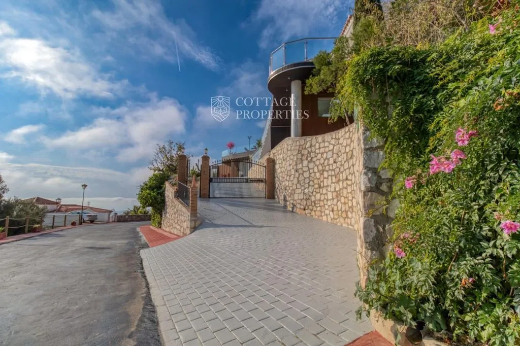 Välivaade - Luxury Villa with Sea Views in Mijas