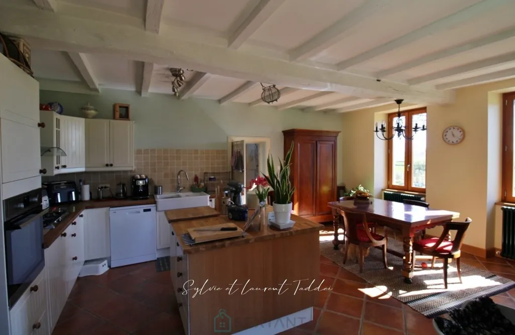 Kitchen - Stone House with Pool near Montendre