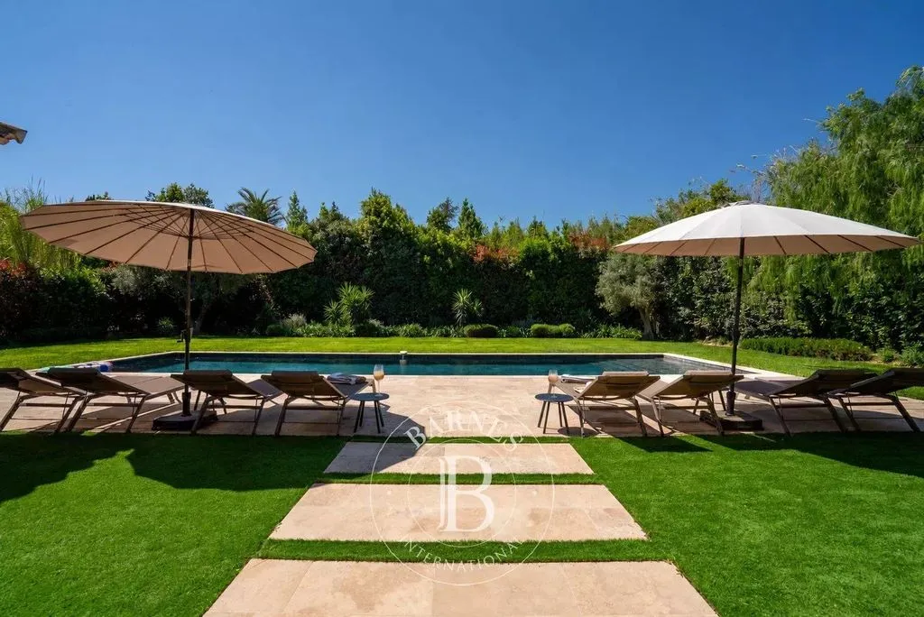 Pool - Luxury Villa with Pool in Saint-Tropez