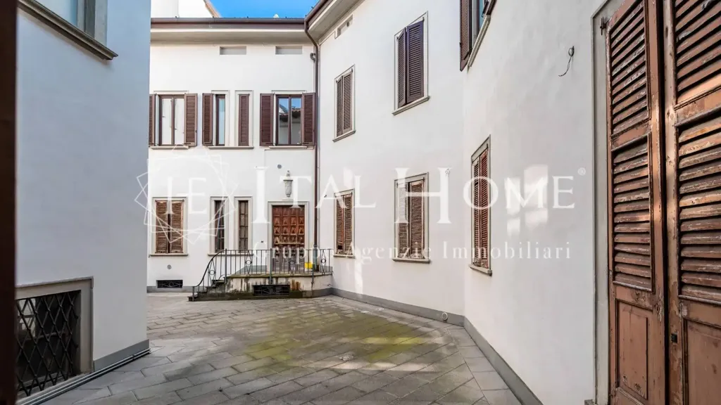 Aed - Noble Apartment with Balcony in Bergamo
