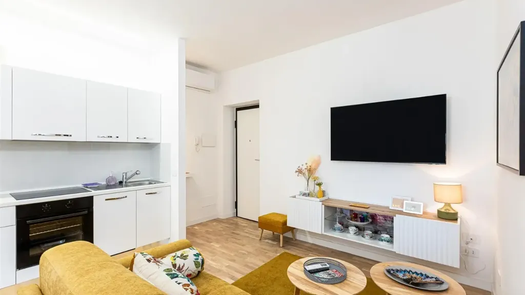 Elutuba - Modernised 2-Bed Flat with Panoramic Terrace in Rome