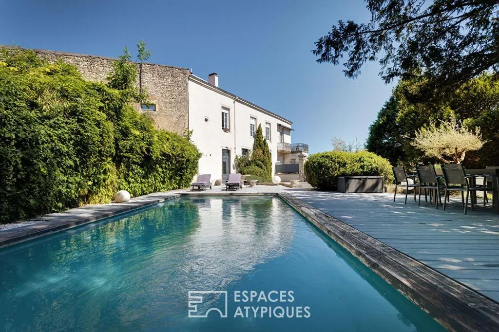 Piscine - Maison Bourgeoise Rénovée avec Piscine à Gray
