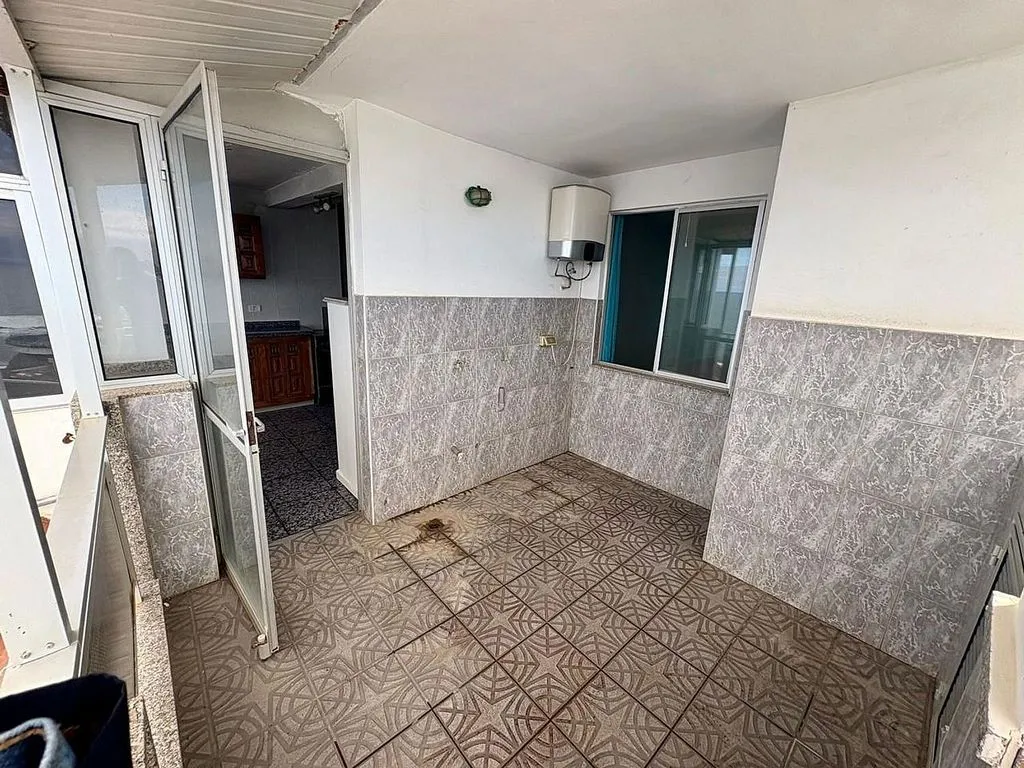 Bathrooms - Seafront Apartment with Terrace in El Pris