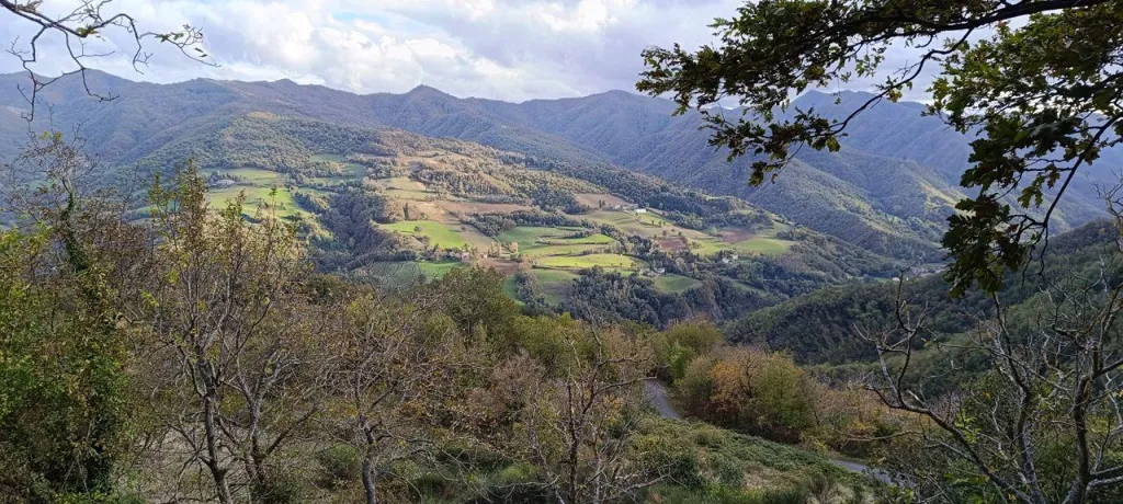 Rustic Casale with Garden in Firenzuola