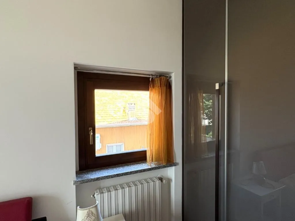 Vannitoad - Modern Flat with Terrace in Senago