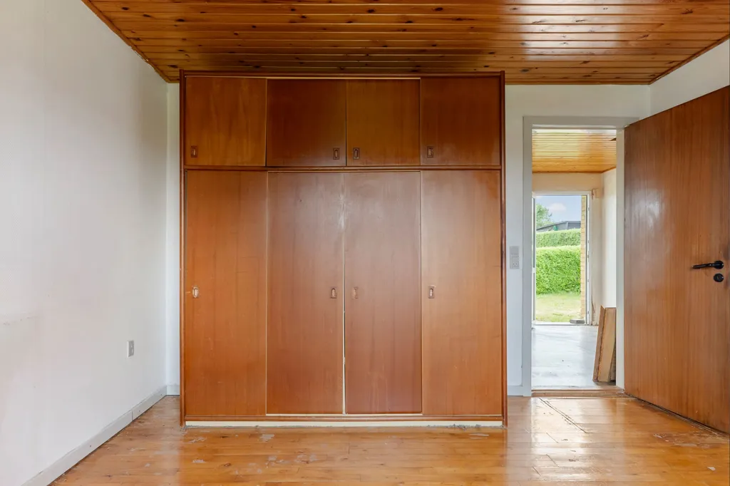 Rooms - 1962 Villa with Garden in Kongerslev