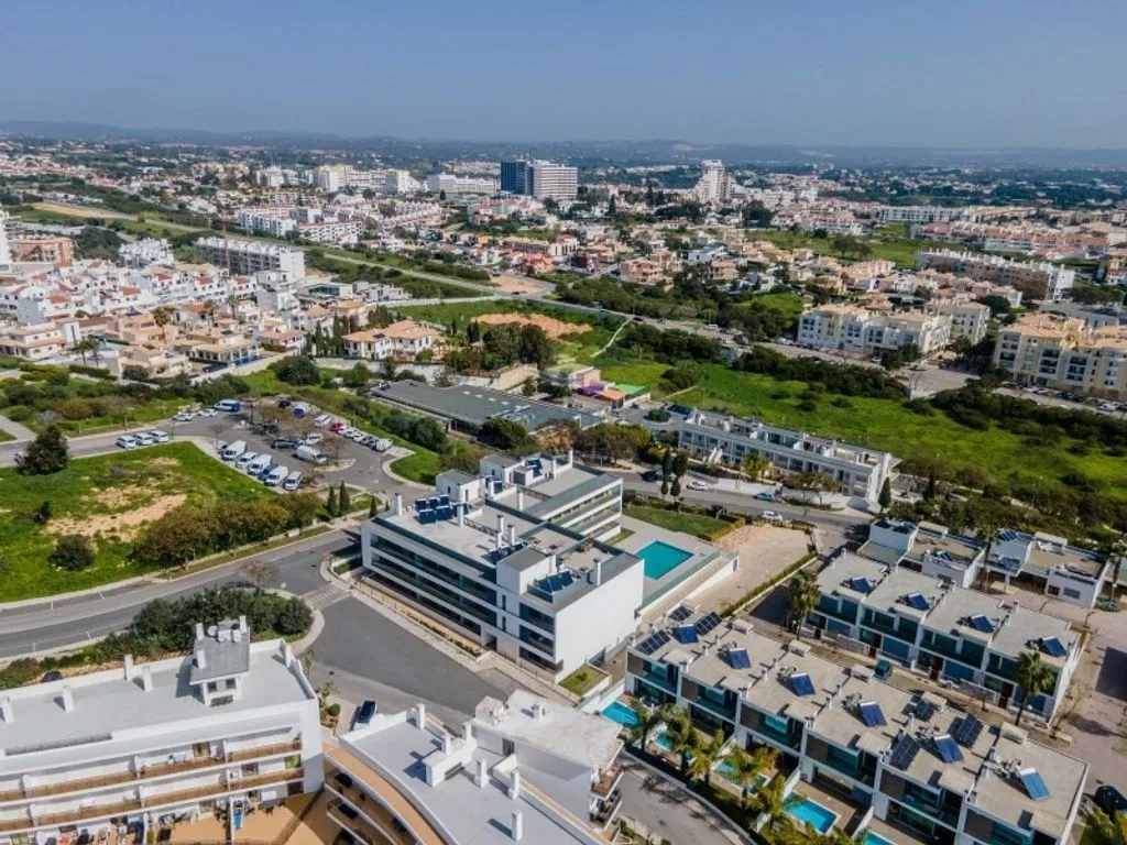 Õhuvaade - 2-Bedroom Flat with Pool in Albufeira