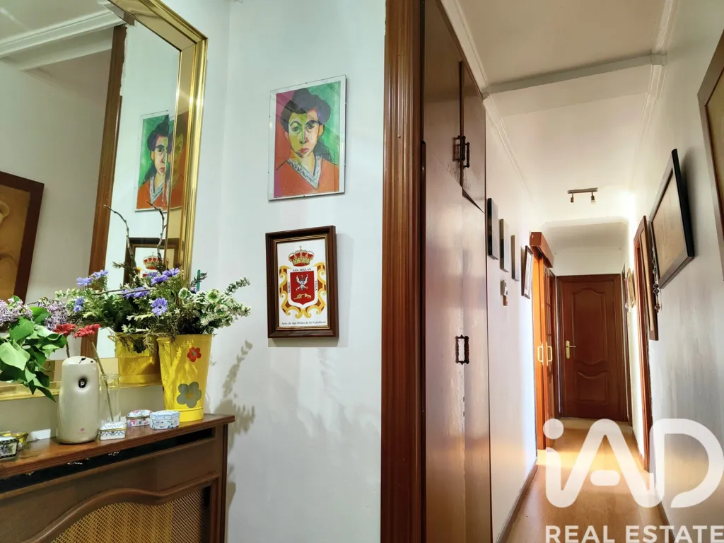 Esik - Flat with Sunny Orientation in Rondilla