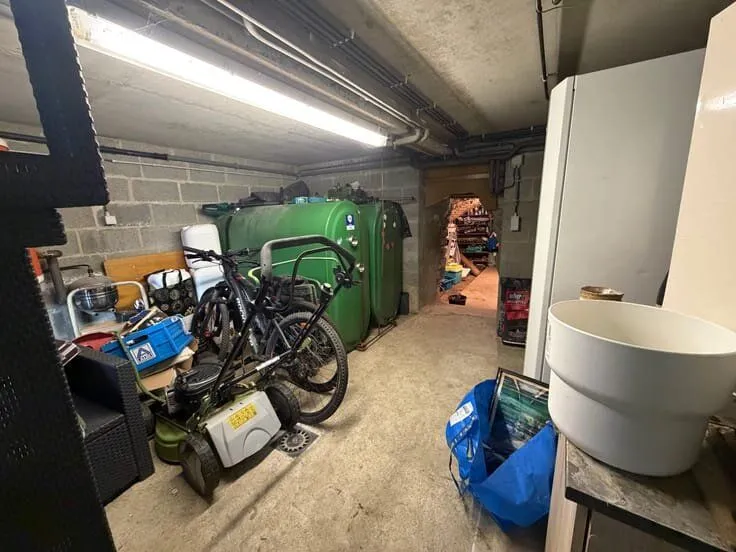 Garage - Charming House in Saint-Hubert