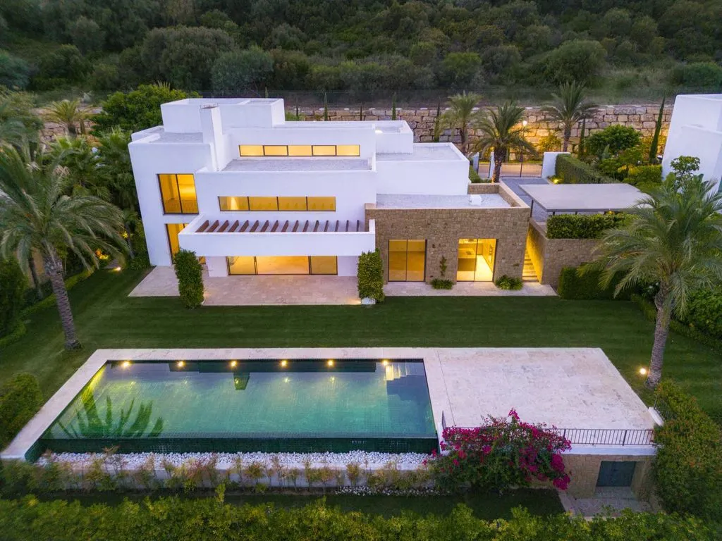 Vista aerea - Luxury Villa with Pool in Estepona