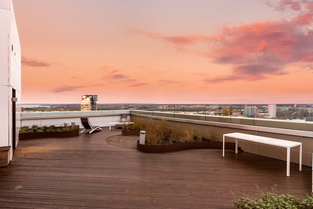 Terrasse - Apartment with City View in Central Linköping