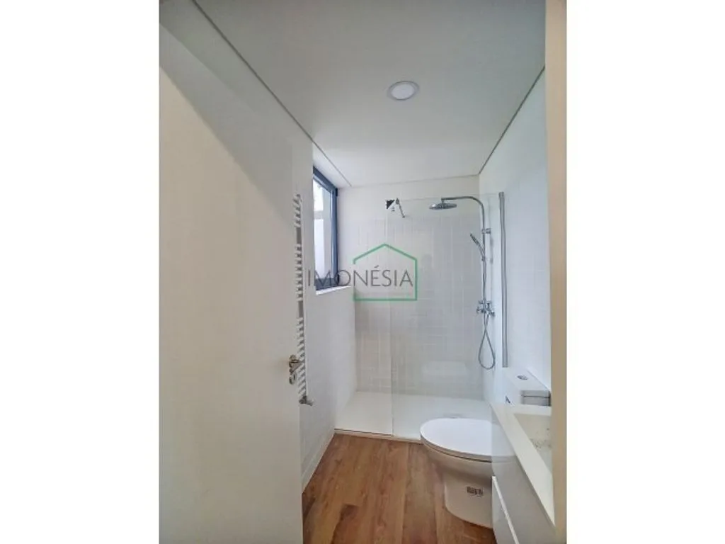 Vannitoad - Luxury Villa with Solar Panels in Moledo