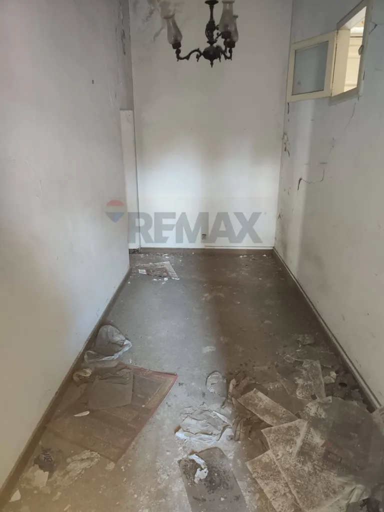 Rooms - Independent Villa for Renovation in Acireale