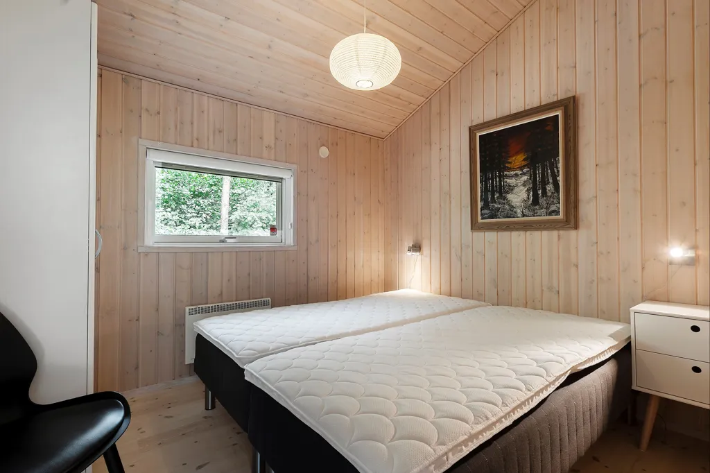 Bedrooms - Quality Summerhouse with Garden in Helberskov