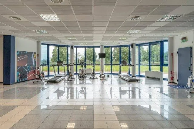 Pièces - Industrial Building with Showroom in Cuneo