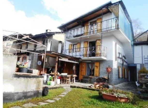 Välivaade - Panoramic Villa with Garden in Roure