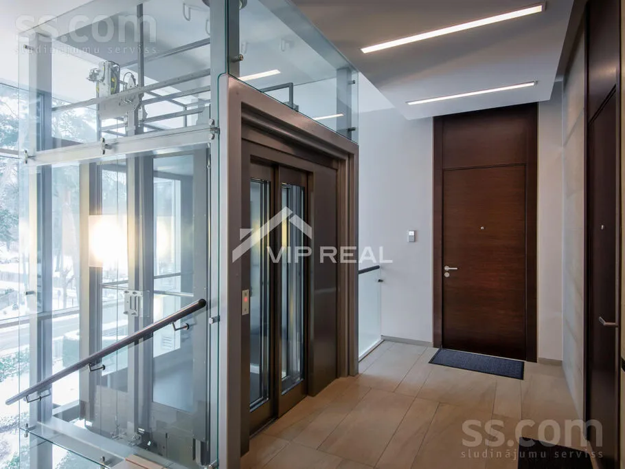 Esik - Modernised Apartment with Balcony in Dzintari