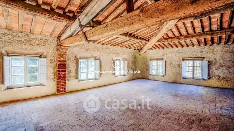 Pièces - Historic Millhouse with Original Features in Camaiore
