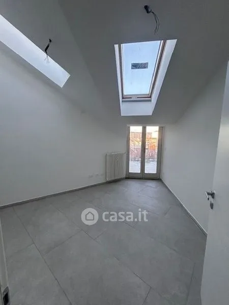 Pièces - Mansarded Apartment in Art Deco Building, Turin