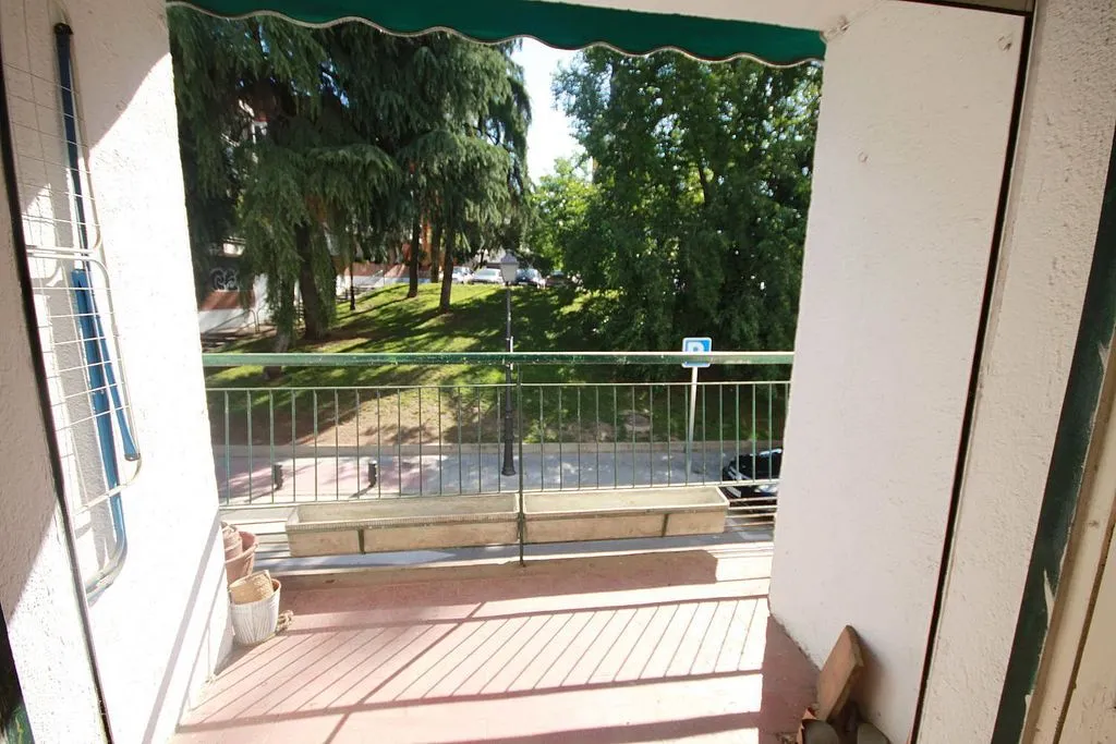 Balcon - Flat for Renovation with Terrace in Aravaca