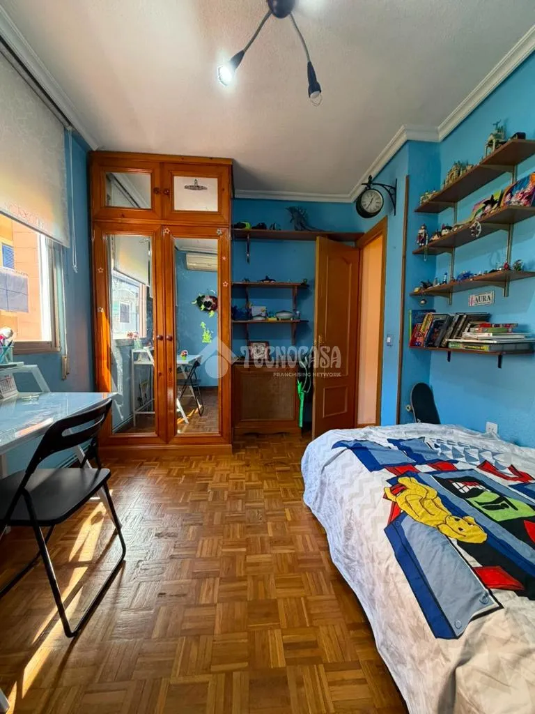 Magamistoad - Terraced House with Garden in Hortaleza