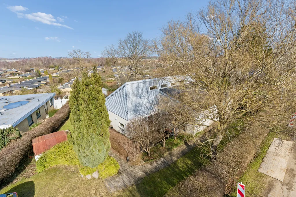 Õhuvaade - Architectural Villa with View in Kokkedal