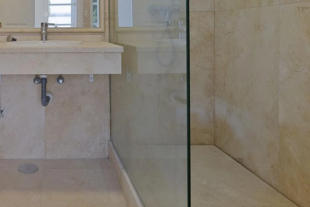 Bathrooms - Newly Built Villa with Mountain Views in Benahavís