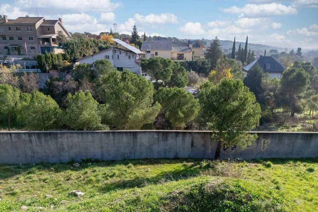 Jardin - Building Land with Views in Torrelodones
