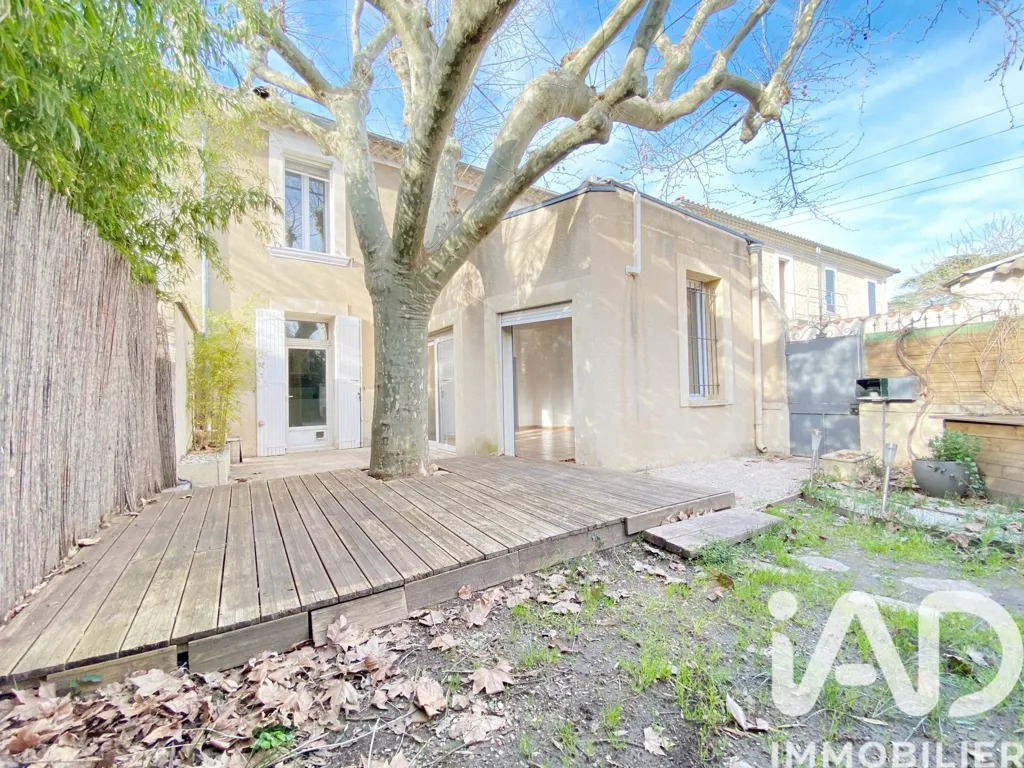 Garden - City House with Garage in Carpentras